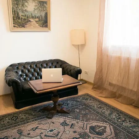Town Hall 3 Bedroom