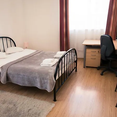 Town Hall 3 Bedroom Apartment