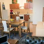 דירה Town Hall 3 Bedroom *