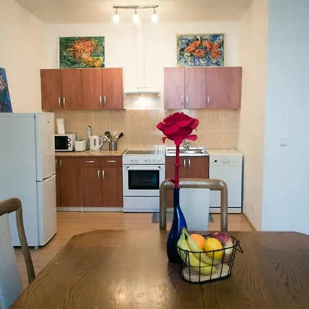 Lejlighed Town Hall 3 Bedroom